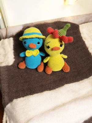 ÇİÇEKLİ ÖRDEK-15 CM